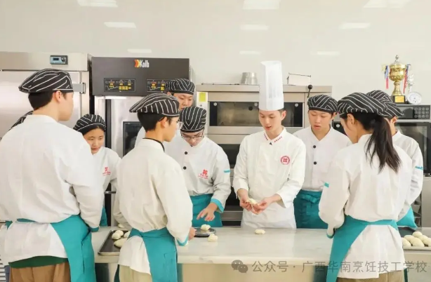 У԰-ҫ || ף찲ʦٻ˾Ľ조